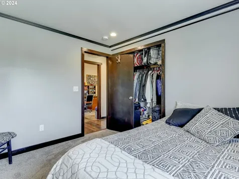 42361 Upper Berlin Drive Lebanon OR 97355