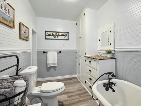 900 S Water Street Silverton OR 97381