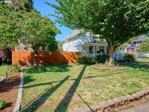 900 S Water Street Silverton OR 97381