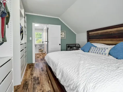 900 S Water Street Silverton OR 97381