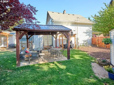 900 S Water Street Silverton OR 97381