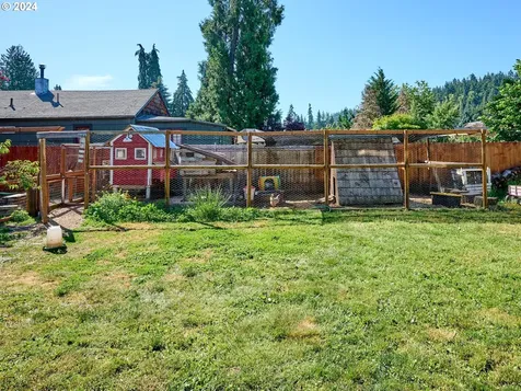 900 S Water Street Silverton OR 97381