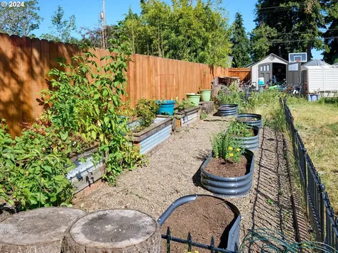 900 S Water Street Silverton OR 97381