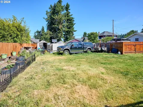 900 S Water Street Silverton OR 97381