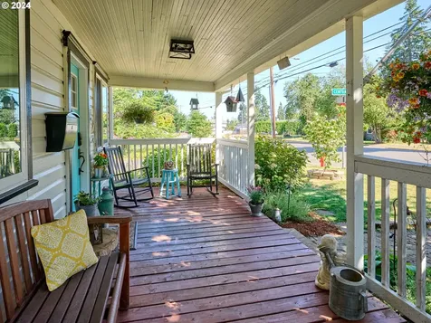 900 S Water Street Silverton OR 97381
