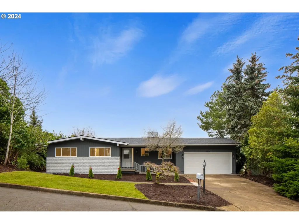 9358 SE Sun Crest Drive Happy Valley OR 97086