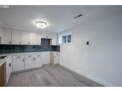 9358 SE Sun Crest Drive Happy Valley OR 97086