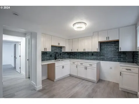 9358 SE Sun Crest Drive Happy Valley OR 97086