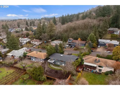 9358 SE Sun Crest Drive Happy Valley OR 97086