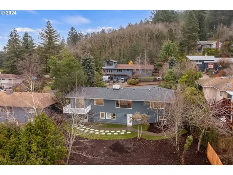 9358 SE Sun Crest Drive Happy Valley OR 97086