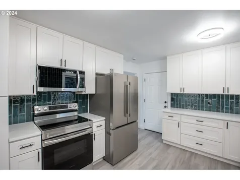 9358 SE Sun Crest Drive Happy Valley OR 97086