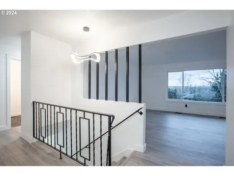 9358 SE Sun Crest Drive Happy Valley OR 97086