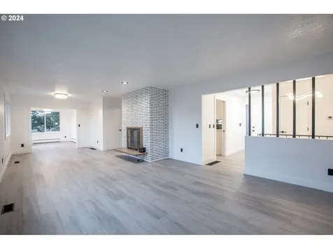 9358 SE Sun Crest Drive Happy Valley OR 97086