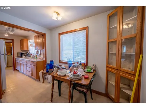 320 B Street Myrtle Point OR 97458