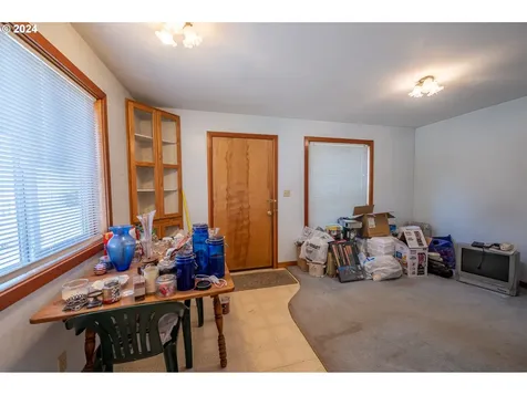 320 B Street Myrtle Point OR 97458