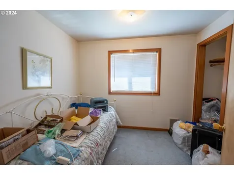 320 B Street Myrtle Point OR 97458