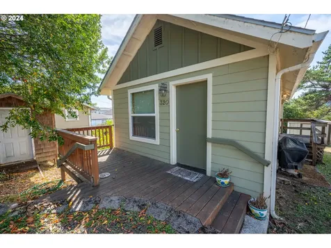 320 B Street Myrtle Point OR 97458