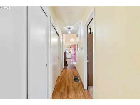 532 NE 25th Street Gresham OR 97030