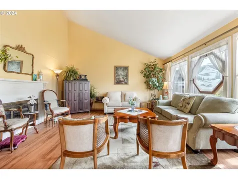 532 NE 25th Street Gresham OR 97030