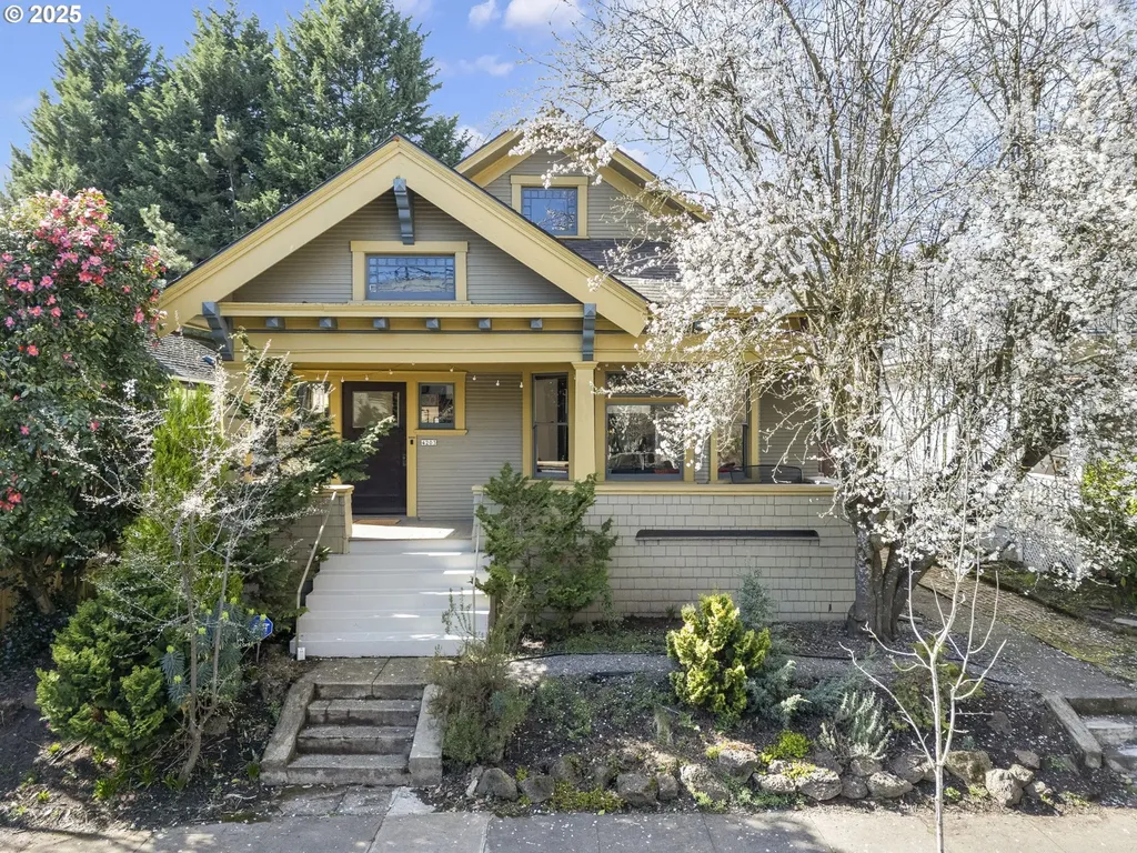 4203 N Vancouver Avenue Portland OR 97217