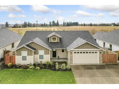 2087 Se 12th Avenue Canby OR 97013