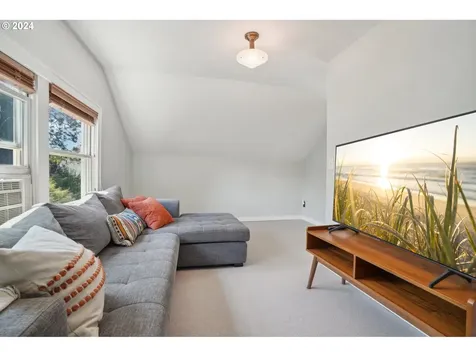 3425 Ne 14th Avenue Portland OR 97212