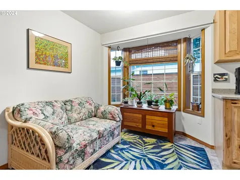 1910 37th Street Florence OR 97439