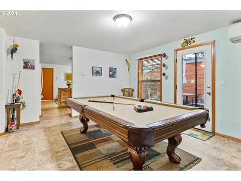 1910 37th Street Florence OR 97439
