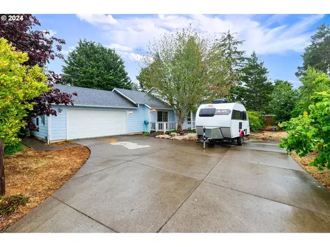 1910 37th Street Florence OR 97439