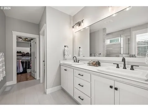 1732 S Farm View Loop Ridgefield WA 98642