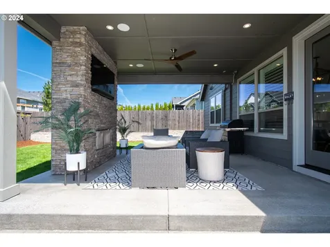 1732 S Farm View Loop Ridgefield WA 98642
