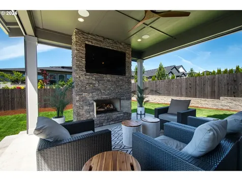 1732 S Farm View Loop Ridgefield WA 98642