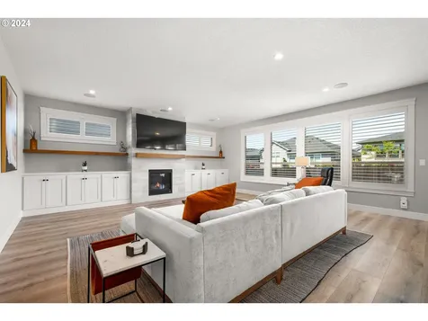 1732 S Farm View Loop Ridgefield WA 98642