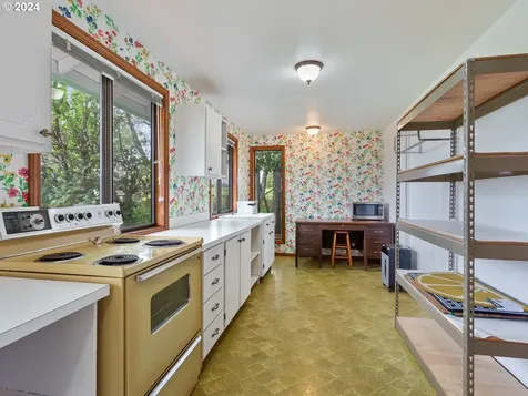 15820 SW Dusty Drive Mcminnville OR 97128