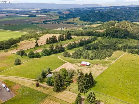 15820 SW Dusty Drive Mcminnville OR 97128
