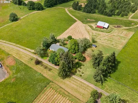 15820 SW Dusty Drive Mcminnville OR 97128