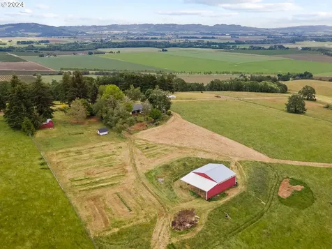 15820 SW Dusty Drive Mcminnville OR 97128