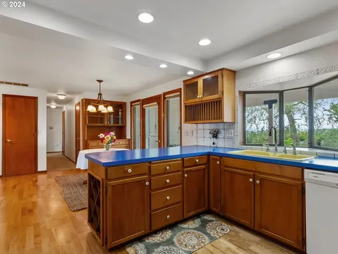 15820 SW Dusty Drive Mcminnville OR 97128