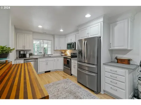 18125 S Steamer Court Oregon City OR 97045