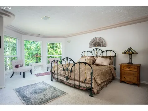 1276 Se Glacier Lane Gresham OR 97080