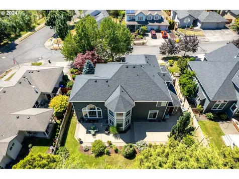 1276 Se Glacier Lane Gresham OR 97080