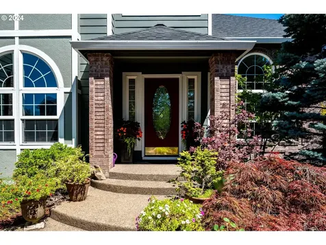 1276 Se Glacier Lane Gresham OR 97080