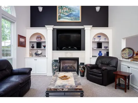 1276 Se Glacier Lane Gresham OR 97080