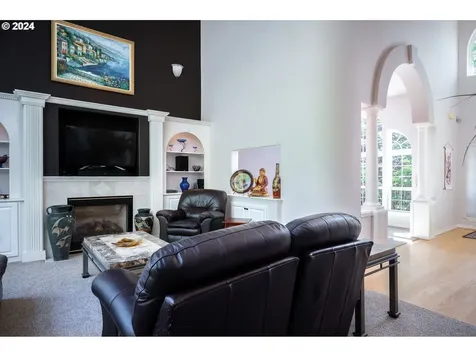 1276 Se Glacier Lane Gresham OR 97080