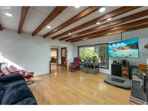 1589 Windy Creek Road Glendale OR 97442