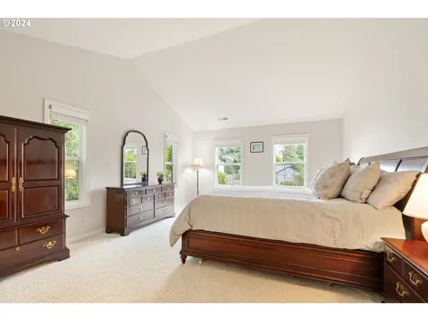 2465 SW 75th Terrace Portland OR 97225