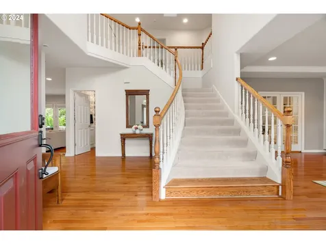 2465 SW 75th Terrace Portland OR 97225