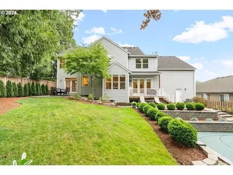 2465 SW 75th Terrace Portland OR 97225