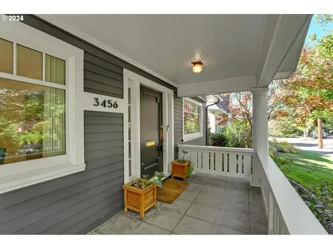 3456 Ne Pacific Street Portland OR 97232