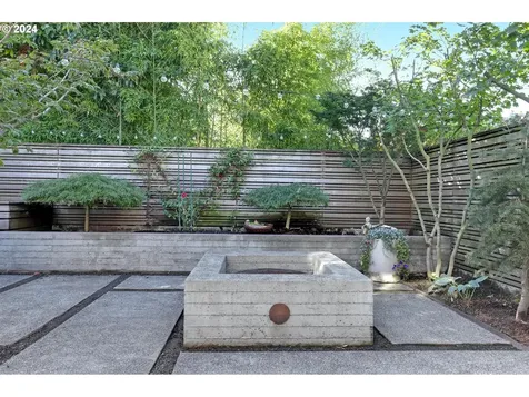 3456 Ne Pacific Street Portland OR 97232